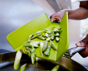 Chop2Pot™ Plus Green Folding Chopping Board thumbnail 3